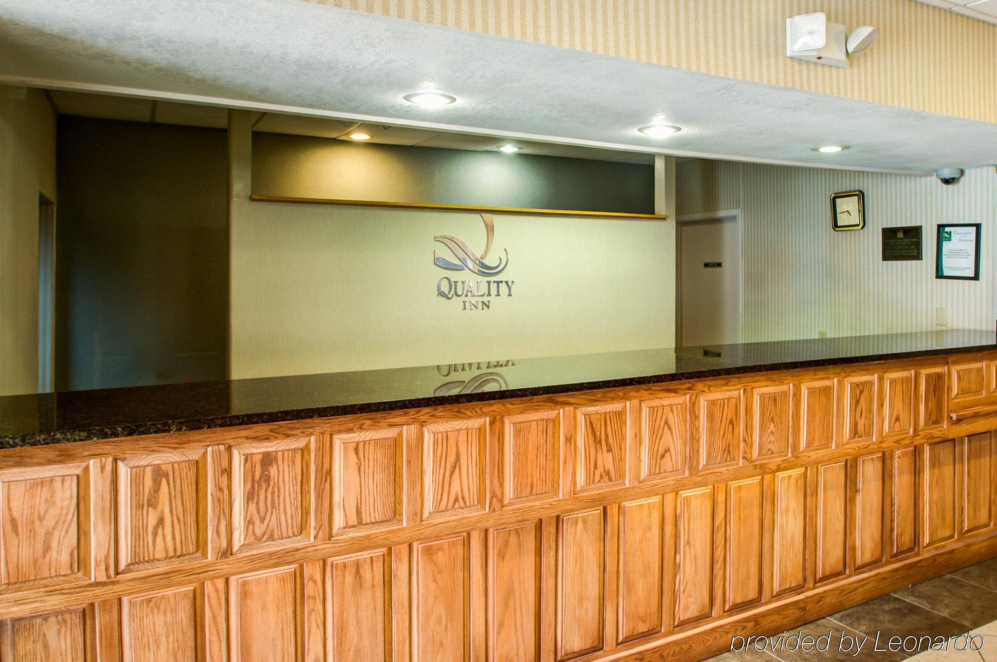Quality Inn & Suites Grants - I-40 Exterior photo